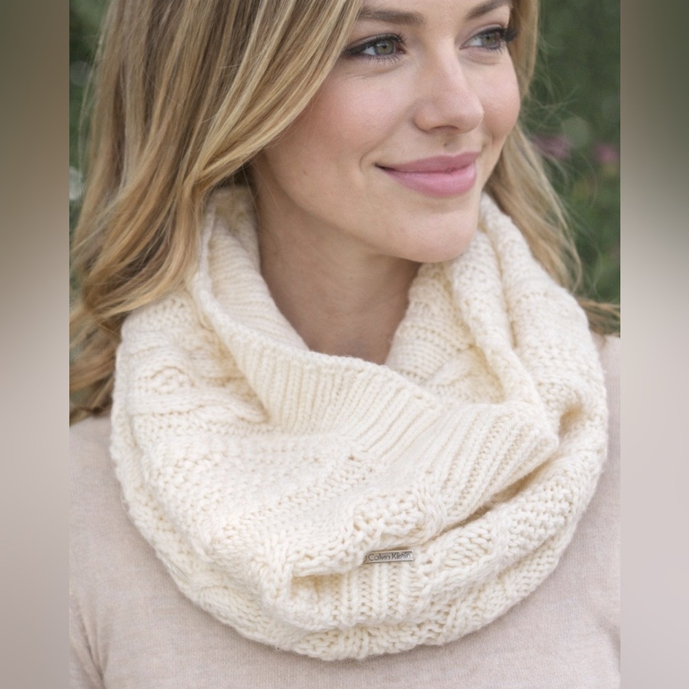 Calvin Klein cable knit infinity scarf